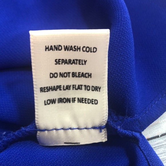 Skies Are Blue Racerback Tank Top Small - Picture 8 of 8